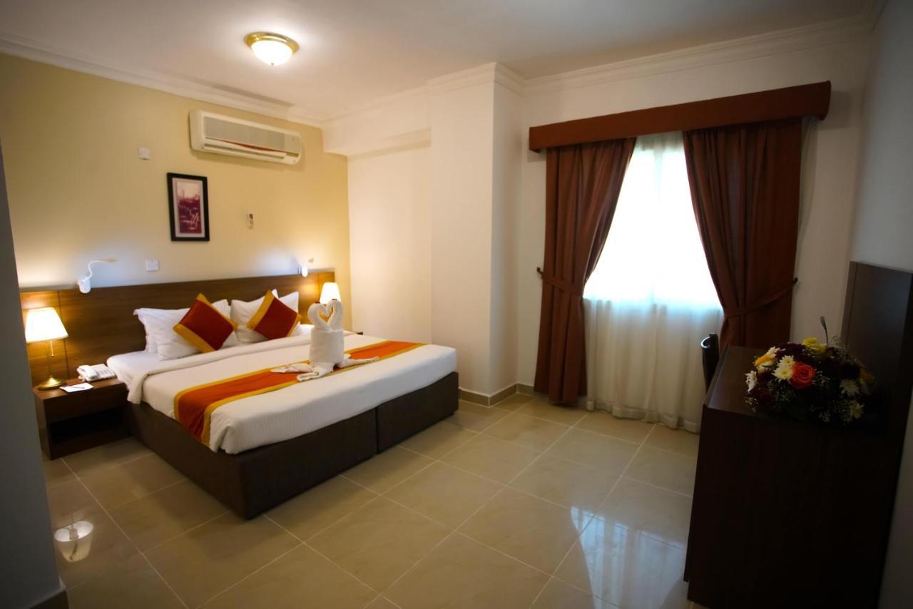 דוחה La Villa Inn Hotel Apartments מראה חיצוני תמונה