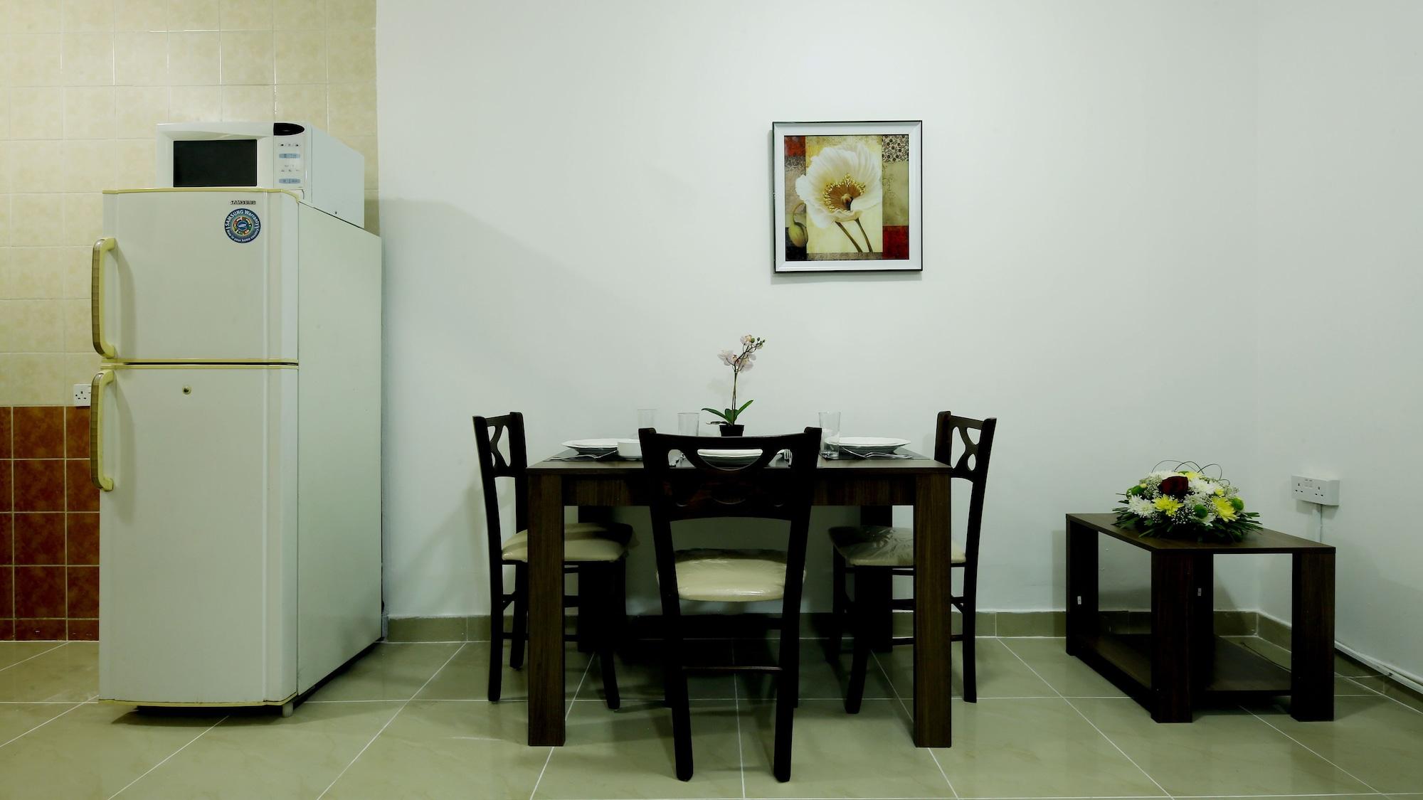 דוחה La Villa Inn Hotel Apartments מראה חיצוני תמונה