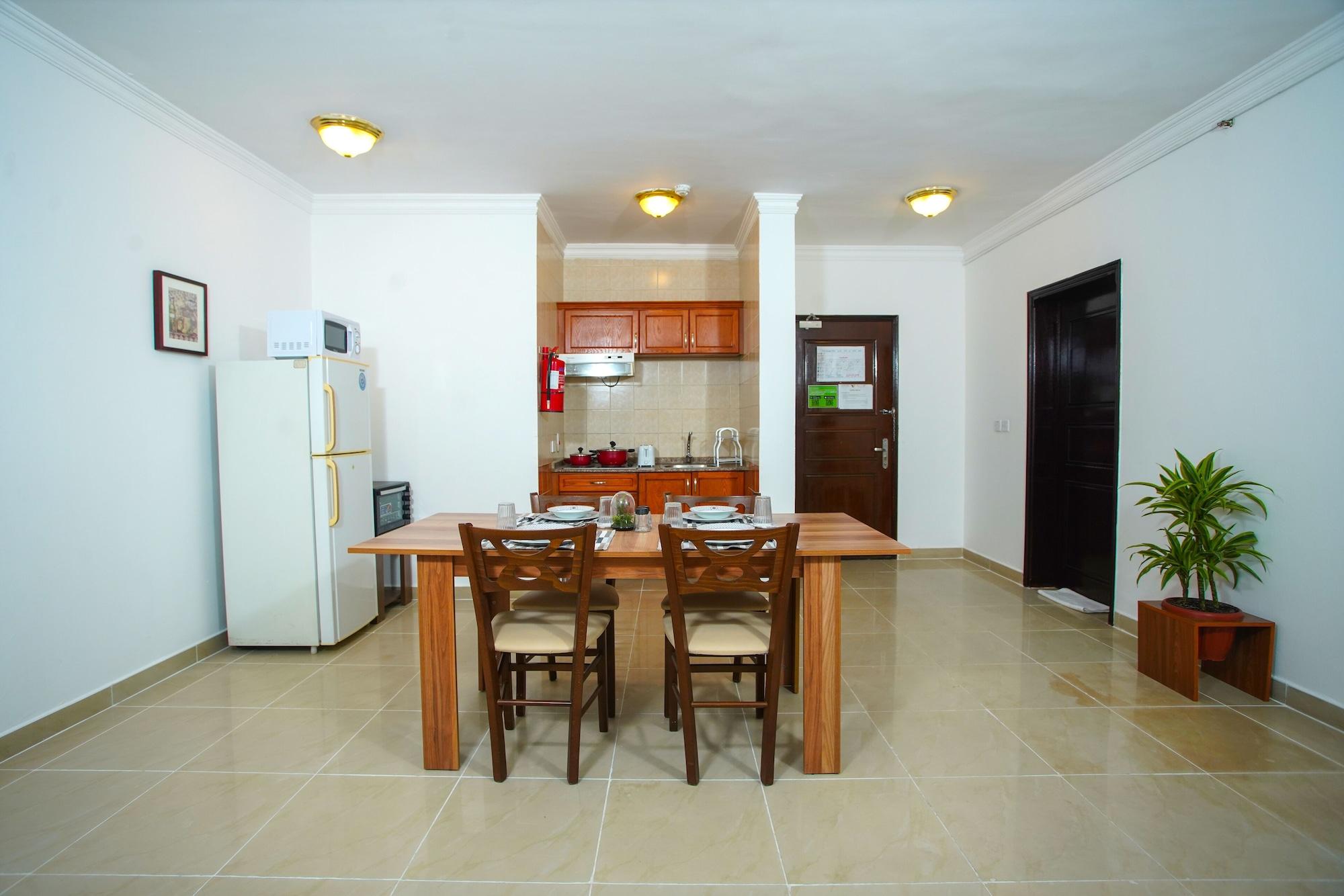 דוחה La Villa Inn Hotel Apartments מראה חיצוני תמונה