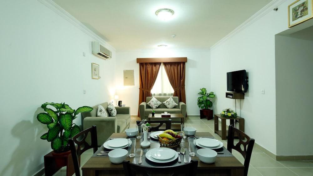 דוחה La Villa Inn Hotel Apartments מראה חיצוני תמונה