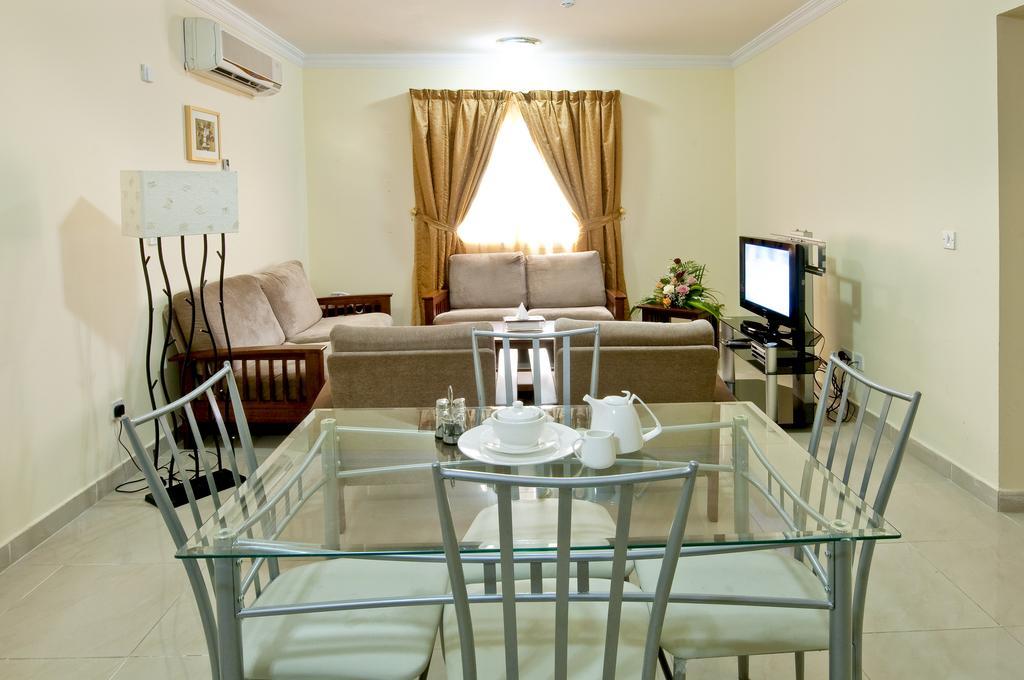 דוחה La Villa Inn Hotel Apartments מראה חיצוני תמונה