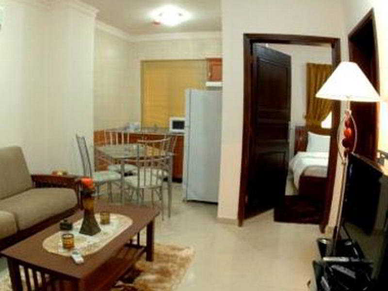 דוחה La Villa Inn Hotel Apartments מראה חיצוני תמונה