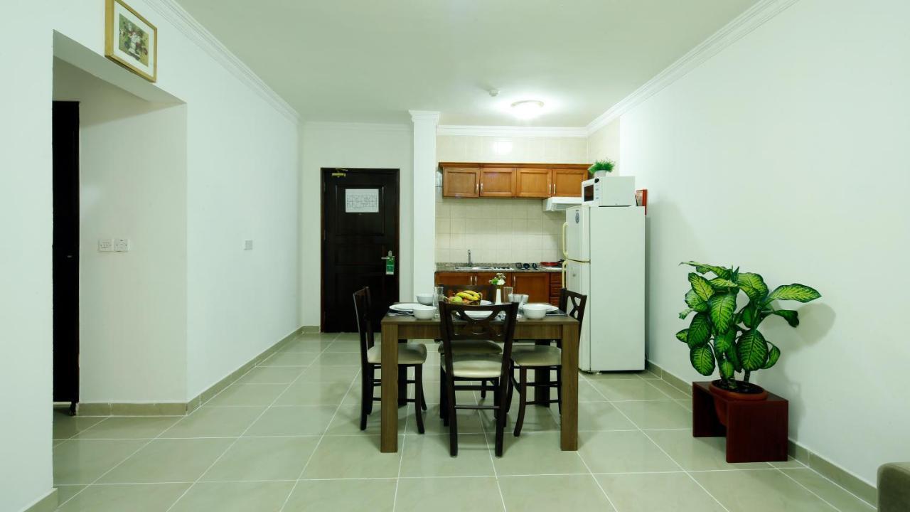 דוחה La Villa Inn Hotel Apartments מראה חיצוני תמונה