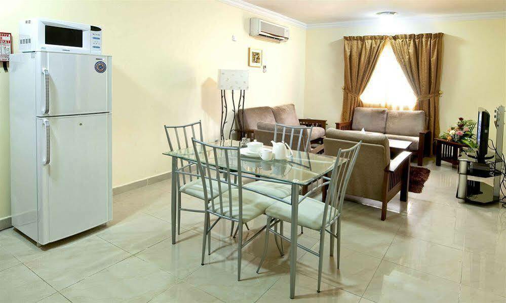 דוחה La Villa Inn Hotel Apartments מראה חיצוני תמונה